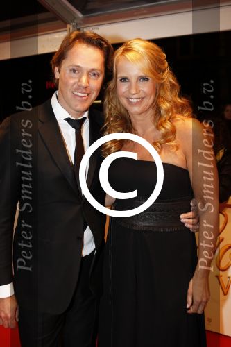 Amsterdam 8 maart 2011
Premiere van de film Gooische vrouwen in het nieuwe de la Mar theater. Linda de Mol met Jeroen Rietbergen
Peter Smulders bv