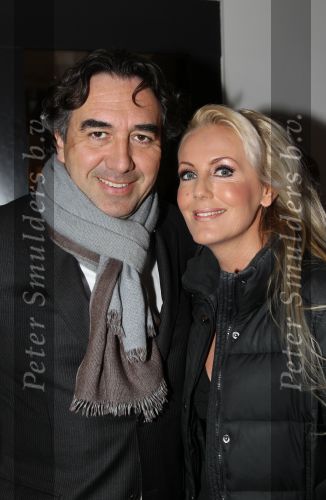 Den Bosch, 21 Februari 2011
Premiere Simple The Best van Ruth Jacott
Mandy Huydts met partner Nick Kouwenhoven
Foto Peter Smulders BV