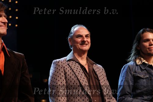 Rotterdam 14 februari 2011
Premiere herinnert U zich deze nog met Martin v Waardenberg Mylenen d Anjou Ruben Lursen Richard Groenendijk Thijs Steenkamp Annick Boer Joel de Tobe Pepijn v d Burgt en Daan v Putten in het oude Luxor.
Peter Smulders bv