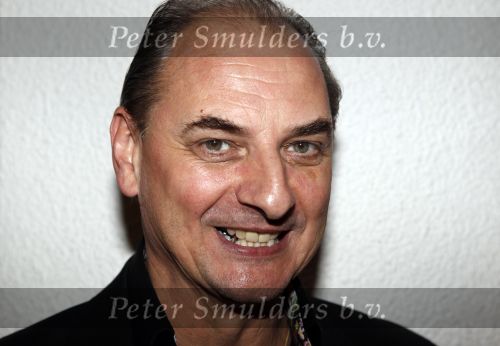 Rotterdam 14 februari 2011
Premiere herinnert U zich deze nog met Martin v Waardenberg Mylenen d Anjou Ruben Lursen Richard Groenendijk Thijs Steenkamp Annick Boer Joel de Tobe Pepijn v d Burgt en Daan v Putten in het oude Luxor.
Peter Smulders bv