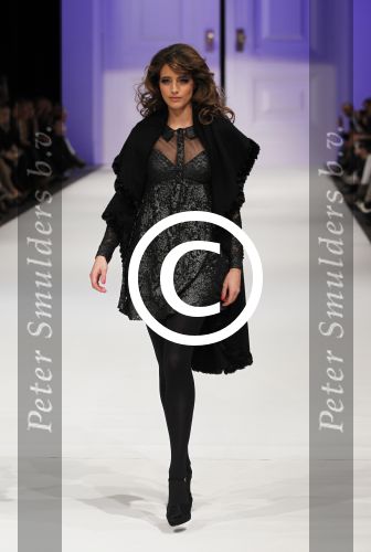 Amsterdam 7 maart 2011
Modeshow Jos v raak in de westergasfabriek met als modellen oa Georgina Verbaan Irene v d Laar Froukje de Both Quinty Trustfull Marvy Rieder en Kim Feenstra.
Peter Smulders bv