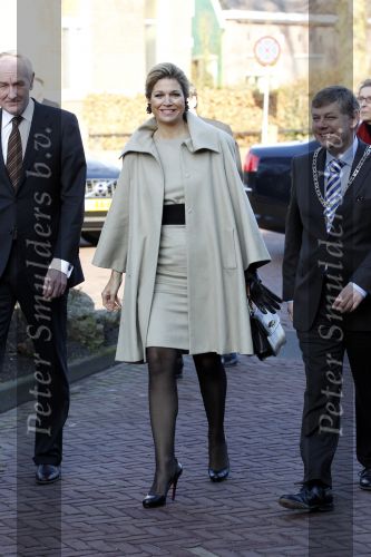 Laren 9 februari 2011
Prinses Maxima bezoekt het Goed Geld Gala in de singer in Laren. Boudewijn Poelman spreekt namens de postcodeloterij.
Peter Smulders bv