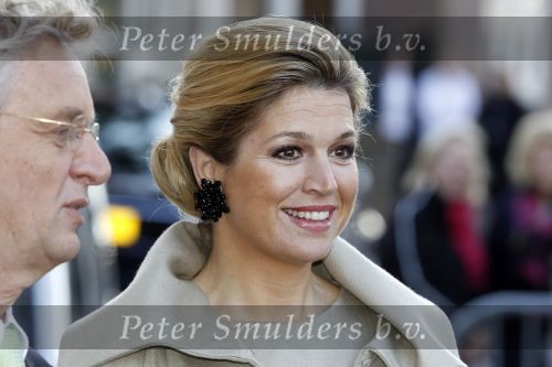 Laren 9 februari 2011
Prinses Maxima bezoekt het Goed Geld Gala in de singer in Laren. Boudewijn Poelman spreekt namens de postcodeloterij.
Peter Smulders bv