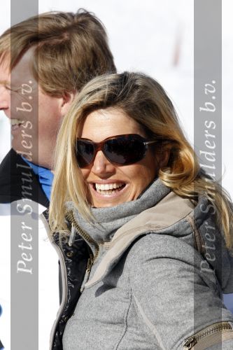 Lech 19 februari 2011
Fotosessie met de koninklijke familie in Lech. Aanwezig waren Koningin Beatrix Prins Willem Alexander Maxima Prinses Amalai Ariane en Alexia aslmede Prins Constantijn met zijn vrouw Prinses Laurentien en kinderen en Prins Friso met zijn vrouw Mabel Wisse Smit en hun kinderen.
Peter Smulders bv