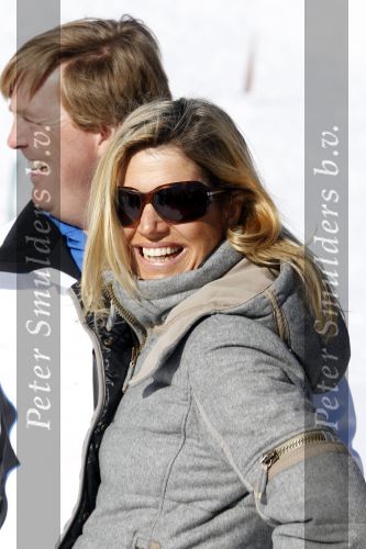 Lech 19 februari 2011
Fotosessie met de koninklijke familie in Lech. Aanwezig waren Koningin Beatrix Prins Willem Alexander Maxima Prinses Amalai Ariane en Alexia aslmede Prins Constantijn met zijn vrouw Prinses Laurentien en kinderen en Prins Friso met zijn vrouw Mabel Wisse Smit en hun kinderen.
Peter Smulders bv