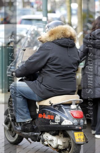 Amsterdam 15 februari 2011
Menno Kohler op zijn vespa scooter.
Peter Smulders bv