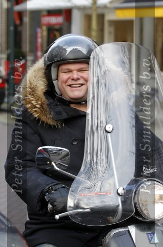 Amsterdam 15 februari 2011
Menno Kohler op zijn vespa scooter.
Peter Smulders bv