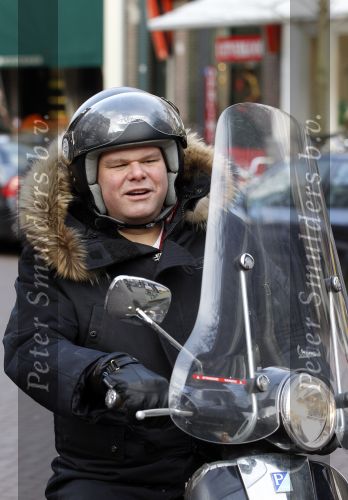Amsterdam 15 februari 2011
Menno Kohler op zijn vespa scooter.
Peter Smulders bv