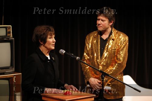 Hilversum 17 februari 2011
Presentatie boek Bert v d Veer bij beeld en geluid. Joop v d Ende neemt het eerste boek in ontvangst. Mies Bouwman met Erik v d Hoff
Peter Smulders bv