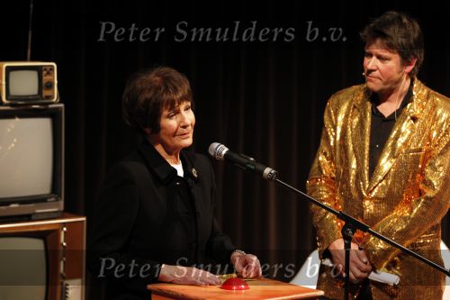 Hilversum 17 februari 2011
Presentatie boek Bert v d Veer bij beeld en geluid. Joop v d Ende neemt het eerste boek in ontvangst. Mies Bouwman met Erik v d Hoff
Peter Smulders bv