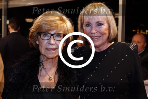 Amsterdam 8 maart 2011
Premiere van de film Gooische vrouwen in het nieuwe de la Mar theater. Mireille Bekooy met mevr de Mol
Peter Smulders bv