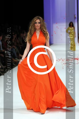 Amsterdam 7 maart 2011
Modeshow Jos v raak in de westergasfabriek met als modellen oa Georgina Verbaan Irene v d Laar Froukje de Both Quinty Trustfull Marvy Rieder en Kim Feenstra.
Peter Smulders bv