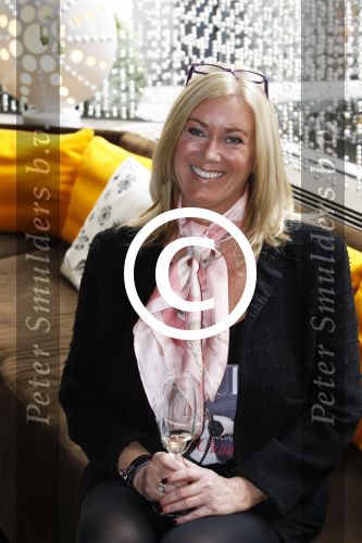 Amsterdam 15 maart 2011
Presentatie boek Esther Kreukniet bij hotel the Grand. Monique Olgers
Peter Smulders bv
