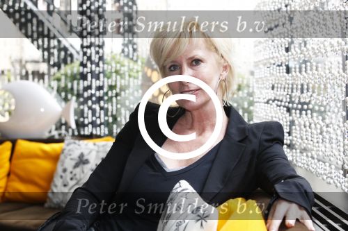 Amsterdam 15 maart 2011
Presentatie boek Esther Kreukniet bij hotel the Grand. Monique des Bouvrie
Peter Smulders bv