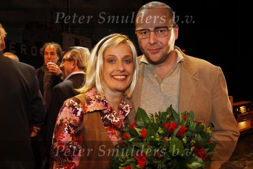 Rotterdam 14 februari 2011
Premiere herinnert U zich deze nog met Martin v Waardenberg Mylenen d Anjou Ruben Lursen Richard Groenendijk Thijs Steenkamp Annick Boer Joel de Tobe Pepijn v d Burgt en Daan v Putten in het oude Luxor.
Peter Smulders bv