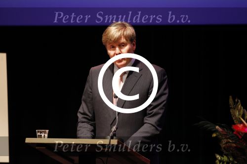Amsterdam 16 maart 2011
Prins Willem Alexander bezoekt symposium dat Jort Kelder voorzit.
Peter Smulders bv