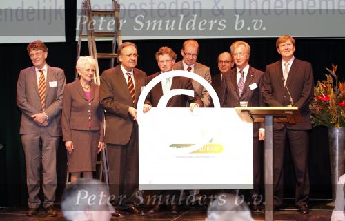 Amsterdam 16 maart 2011
Prins Willem Alexander bezoekt symposium dat Jort Kelder voorzit.
Peter Smulders bv