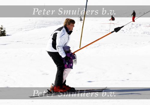 Lech 19 februari 2011
Fotosessie met de koninklijke familie in Lech. Aanwezig waren Koningin Beatrix Prins Willem Alexander Maxima Prinses Amalai Ariane en Alexia aslmede Prins Constantijn met zijn vrouw Prinses Laurentien en kinderen en Prins Friso met zijn vrouw Mabel Wisse Smit en hun kinderen.
Peter Smulders bv