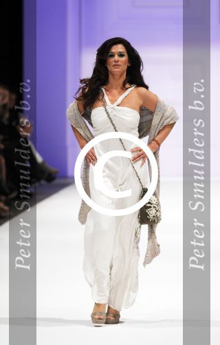 Amsterdam 7 maart 2011
Modeshow Jos v raak in de westergasfabriek met als modellen oa Georgina Verbaan Irene v d Laar Froukje de Both Quinty Trustfull Marvy Rieder en Kim Feenstra.
Peter Smulders bv