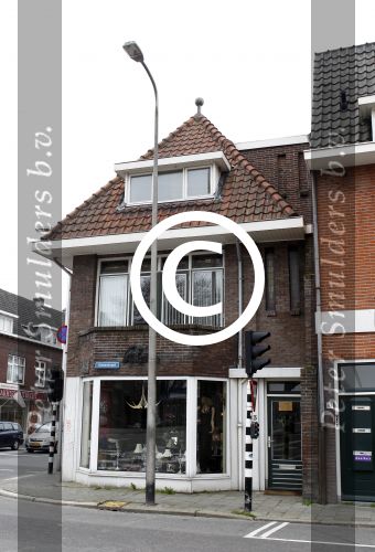Utrecht 16 maart 2011
Huis dat Ramona Streekstra de ex van Wesley Sneijder heeft gekocht als belegging.
Peter Smulders bv