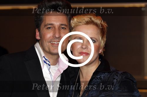 Utrecht 3 maart 2011
Uitreiking gouden en zilveren harpen in Vredenburg. Rene Schuman met vrouw
Peter Smulders bv