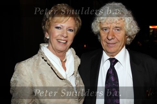 Baarn 27 februari 2011
Ria Valk viert haar 70e vefrjaardag en 55 jarig artiest zijn in de tv studio in Baarn. Ria met ex Hans Wennekes
Peter Smulders bv