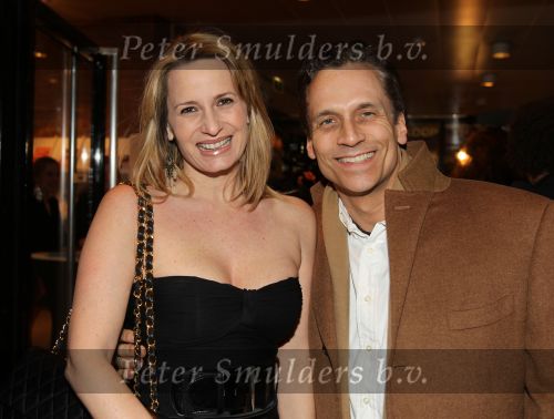Den Bosch, 21 Februari 2011
Premiere Simple The Best van Ruth Jacott
Robert Schoemacher met zijn vrouw Claudia Schoemacher
Foto Peter Smulders BV