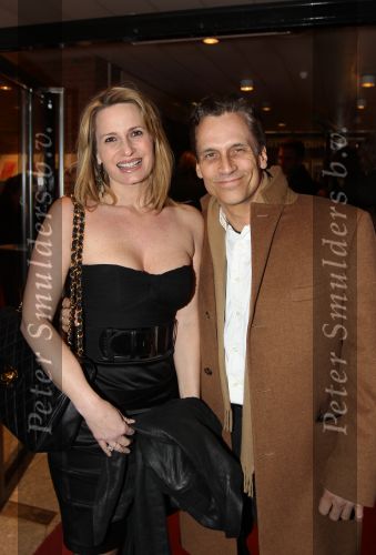 Den Bosch, 21 Februari 2011
Premiere Simple The Best van Ruth Jacott
Robert Schoemacher met zijn vrouw Claudia Schoemacher
Foto Peter Smulders BV