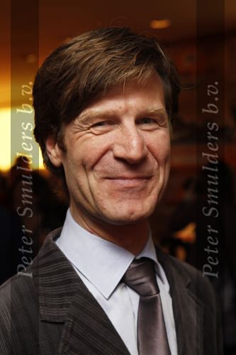 Rotterdam 14 februari 2011
Premiere herinnert U zich deze nog met Martin v Waardenberg Mylenen d Anjou Ruben Lursen Richard Groenendijk Thijs Steenkamp Annick Boer Joel de Tobe Pepijn v d Burgt en Daan v Putten in het oude Luxor.
Peter Smulders bv