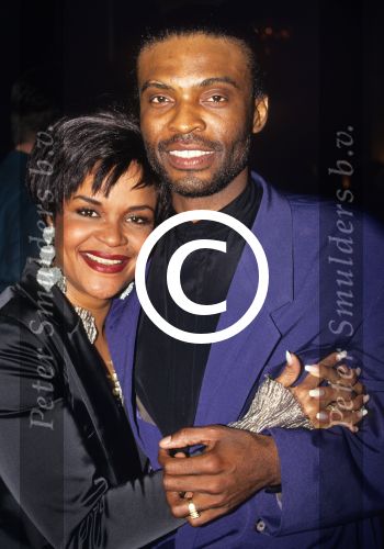 16 Maart 1993 Ruth Jacoot , deelnemerster aan Nat. Songfestival met haar vriend Humprey Campbell
Fot Peter Smulders BV
