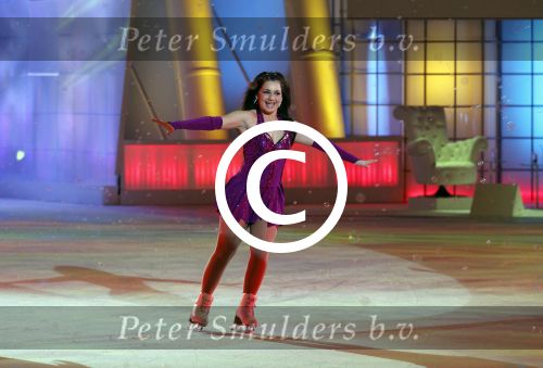 Hilversum 4 maart 2011
Sterren dansen op het ijs van SBDS 6 in studio 22 .Deelnemers zijn Monique Smit Jenny Smit Vivian Reys Babette v Veen Ralf Mackenbach Michael Boogerd en Sieneke Gerard Joling en Nance Coolen presenteren het.
Peter Smulders bv