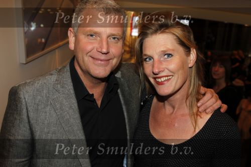 Amsterdam 9 februari 2011
Premiere Blind Vertrouwen met Loek Peters Angela Schijf en Rick Engelkes in het nieuwe de la Mar. 
sybrand niessen met vriendin