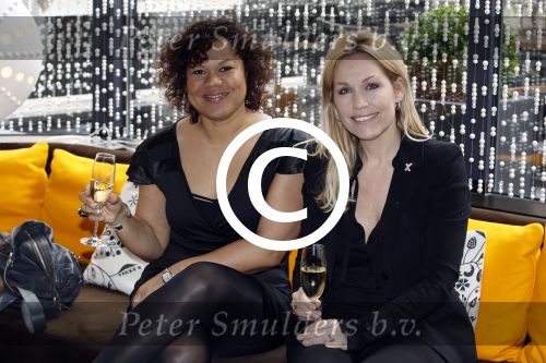Amsterdam 15 maart 2011
Presentatie boek Esther Kreukniet bij hotel the Grand. tanja Jess en Anouska
Peter Smulders bv