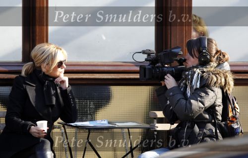 Amsterdam 9 februari 2011
Tatjana met dat voor programma op motor.
Peter Smulders bv