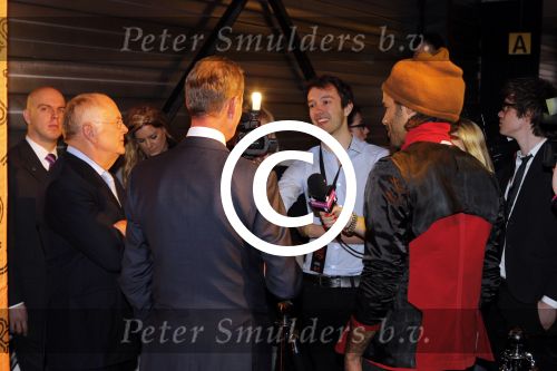 Utrecht 3 maart 2011
Uitreiking gouden en zilveren harpen in Vredenburg. Tony Berkt met kane en Alain Clark en Willem v Kooten
Peter Smulders bv
