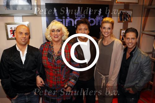 Hilversum 8 maart 2011
Presentatie nieuwe sbs6 programma the sing off met presentatoren Danny de Munk en Tooske Ragas en juryleden Rene Froger Karin Bloemn en Tjeerd Oosterhuis.
Peter Smulders bv