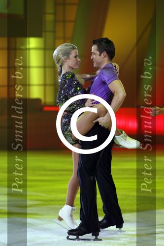 Hilversum 4 maart 2011
Sterren dansen op het ijs van SBDS 6 in studio 22 .Deelnemers zijn Monique Smit Jenny Smit Vivian Reys Babette v Veen Ralf Mackenbach Michael Boogerd en Sieneke Gerard Joling en Nance Coolen presenteren het.
Peter Smulders bv