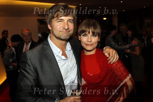 Amsterdam 9 februari 2011
Premiere Blind Vertrouwen met Loek Peters Angela Schijf en Rick Engelkes in het nieuwe de la Mar. Victor Reinier
Peter Smulders bv
