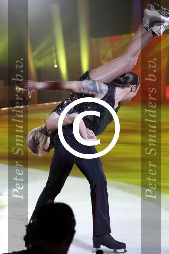 Hilversum 4 maart 2011
Sterren dansen op het ijs van SBDS 6 in studio 22 .Deelnemers zijn Monique Smit Jenny Smit Vivian Reys Babette v Veen Ralf Mackenbach Michael Boogerd en Sieneke Gerard Joling en Nance Coolen presenteren het.
Peter Smulders bv