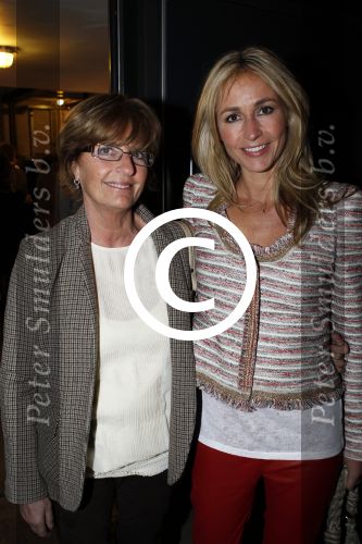 Amsterdam 7 maart 2011
Modeshow Jos v raak in de westergasfabriek met als modellen oa Georgina Verbaan Irene v d Laar Froukje de Both Quinty Trustfull Marvy Rieder en Kim Feenstra.. Wendy v Dijk met moeder en stylist
Peter Smulders bv