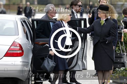 Amsterdam 12 maart 2011
Crematie van Ria Alberti op westgaarde. Johnny de Mol jr en Willeke Alberti
Peter Smulders bv