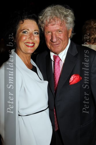 Baarn 27 februari 2011
Ria Valk viert haar 70e verjaardag en 55 jarig artiest zijn in de tv studio in Baarn. Willibrord Frequin met vriendin
Peter Smulders bv