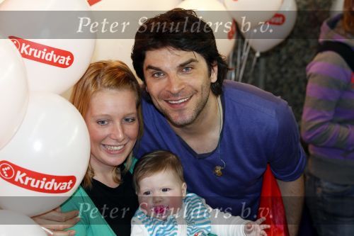 Amsterdam 16 februari 2011
Xander de Buisonje opent 9 maandenbeurs en presenteert cd voor baby\'s
Peter Smulders bv