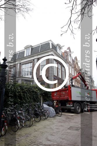 Amsterdam 3 maart 2011
Youp van t Hek en Debby Petter zijn hun nieuwe huis aan het verbouwen
Peter Smulders bv