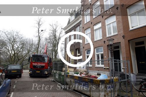Amsterdam 3 maart 2011
Youp van t Hek en Debby Petter zijn hun nieuwe huis aan het verbouwen
Peter Smulders bv