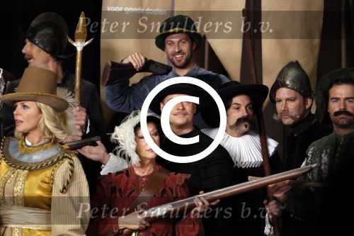 Amsterdam 9 februari 2012
Patricia Steur maakt foto zoals de nachtwacht met allemaal ambassadeurs van goede doelen.
Namen aanwezige ambassadeurs: Richard Krajicek, Irene Moors, Michael Boogerd, Raemon Sluiter, Loes Luca, Christophe Haddad, Joris Lutz, Boris Dittrich, Giovanca Ostiana, Bennie Jolink, Anita Witzier, Jaap Jongbloed, Erica Terpstra, Edwin van der Sar, Lucille Werner, Nance Coolen, Peter Faber, Nikkie Plessen, Sipke Jan Bousema, Daniï¿½l Boissevain, Ruth Jacott, Jan Douwe Kroeske, Quinty Trustfull, Gaston Starreveld, Caroline Tensen, Harmen Siezen, Lauren Verster en Albert Verlinde.
Peter Smulders bv