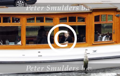 Amsterdam 14 marz 2012
Angelina Jolie with her kids on a boat trip in Amsterdam.
Peter Smulders bv
