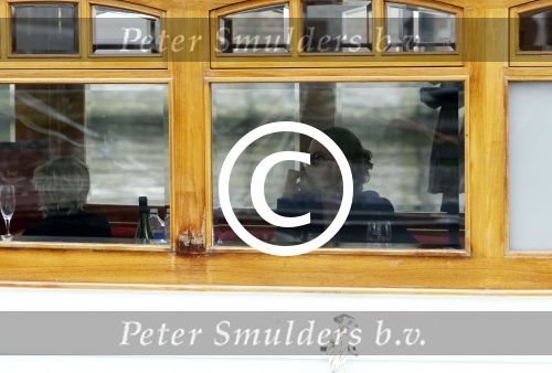 Amsterdam 14 maart 2012
Angeliina Jolie met kinderen in bootje op grachten Amsterdam.
Peter Smulders bv