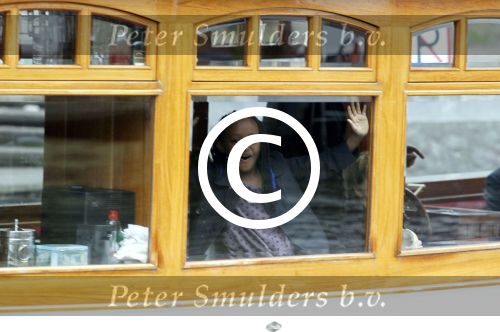 Amsterdam 14 maart 2012
Angeliina Jolie met kinderen in bootje op grachten Amsterdam.
Peter Smulders bv