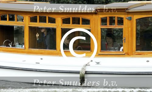 Amsterdam 14 maart 2012
Angeliina Jolie met kinderen in bootje op grachten Amsterdam.
Peter Smulders bv
